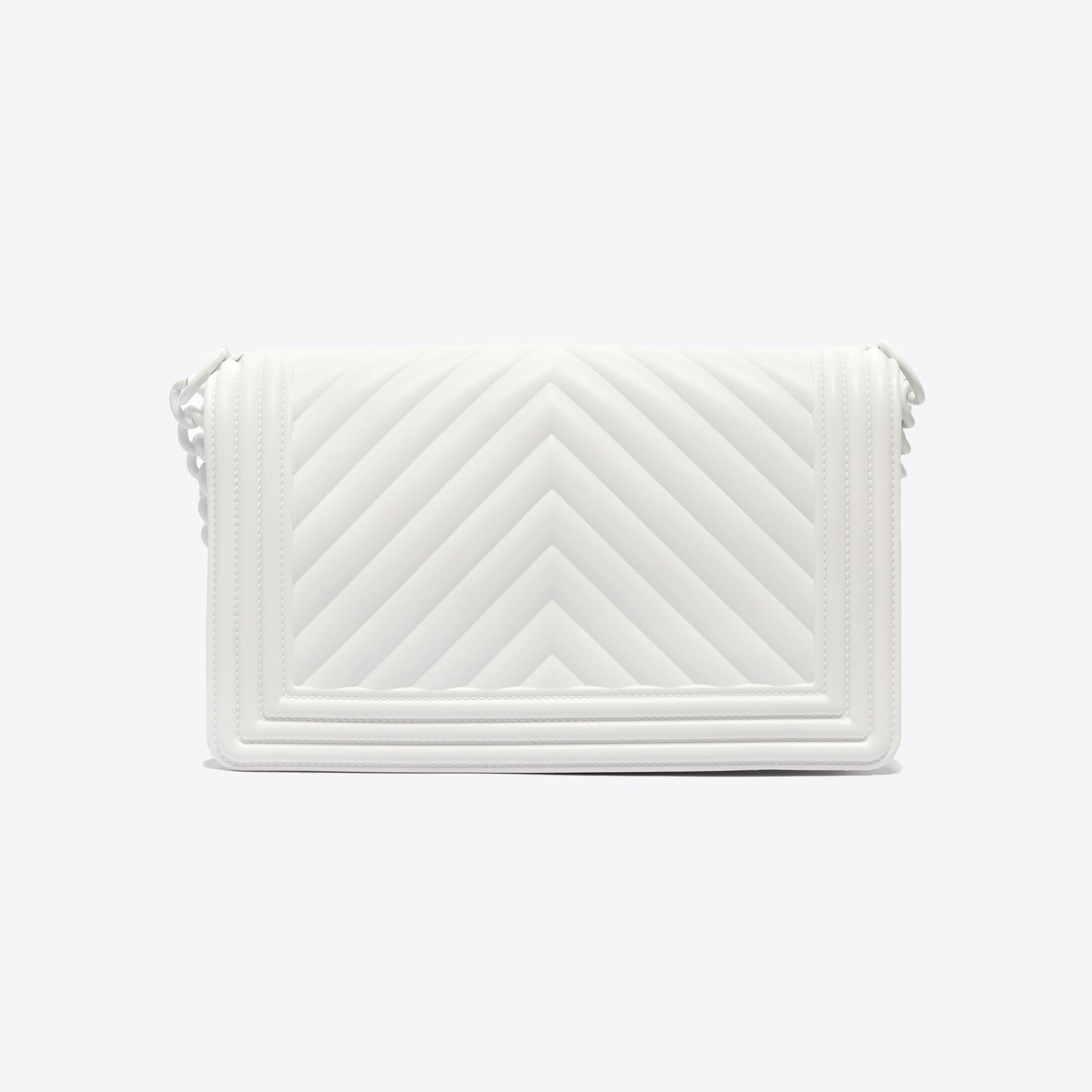 FLAT M IN WHITE