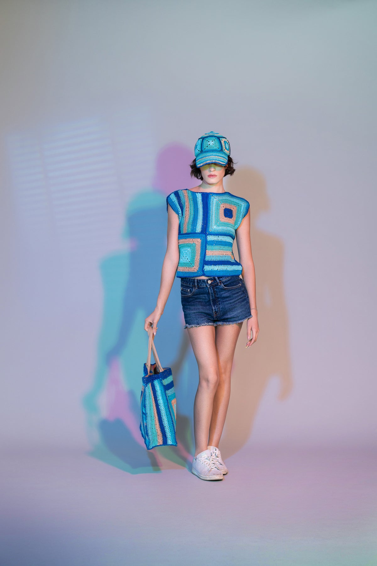 “AZUL” SQUARE TOP