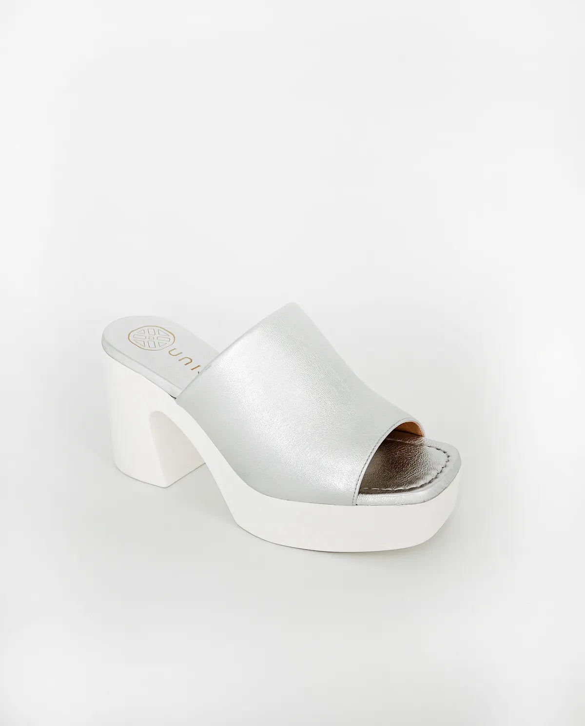 LAMINATED SILVER SLIP ON MULE-Mules-UNISA- Pointure.AE