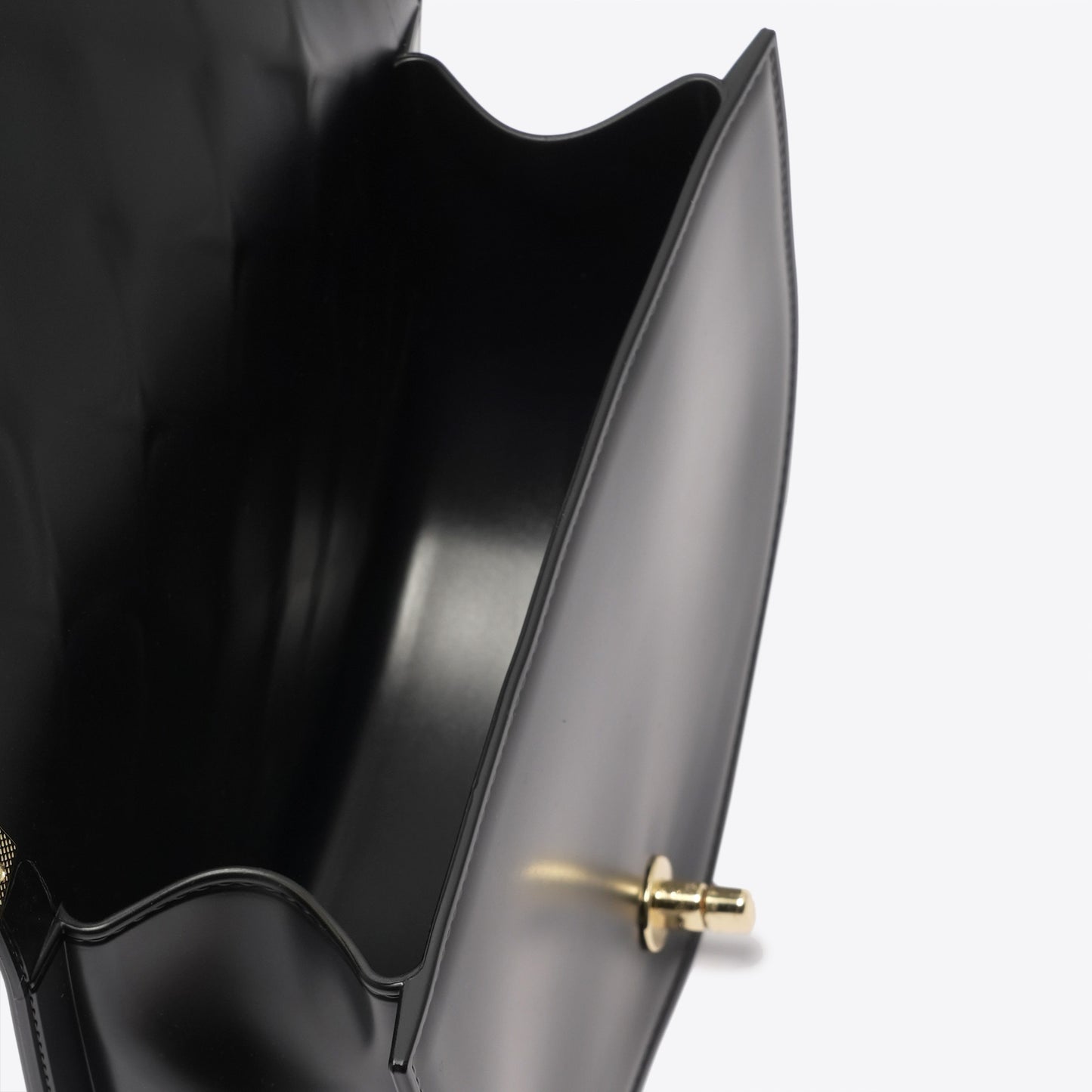 FLAT ZOE IN BLACK