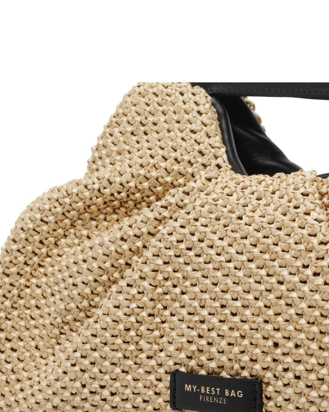 STRAW CLUTCH IN BEIGE