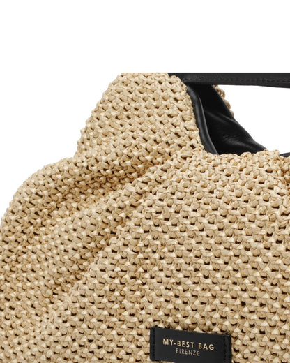 STRAW CLUTCH IN BEIGE