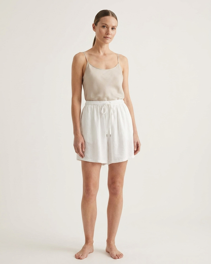 LINEN SHORT IN WHITE