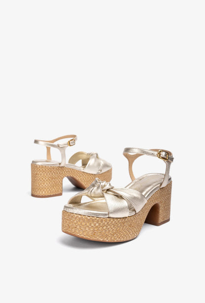 Kalea Sandal – Platino