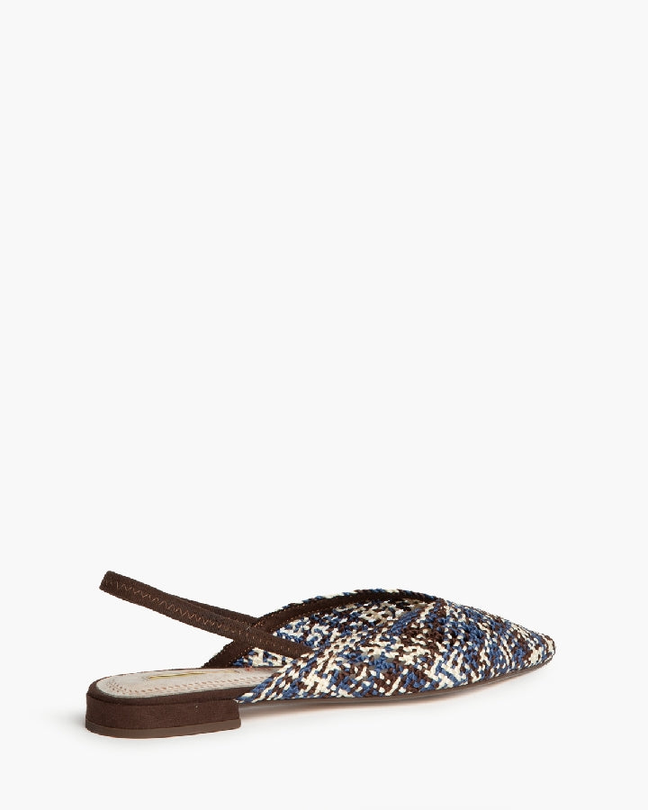 BRAIDED FLATS IN BROWN, BLUE AND WHITE
