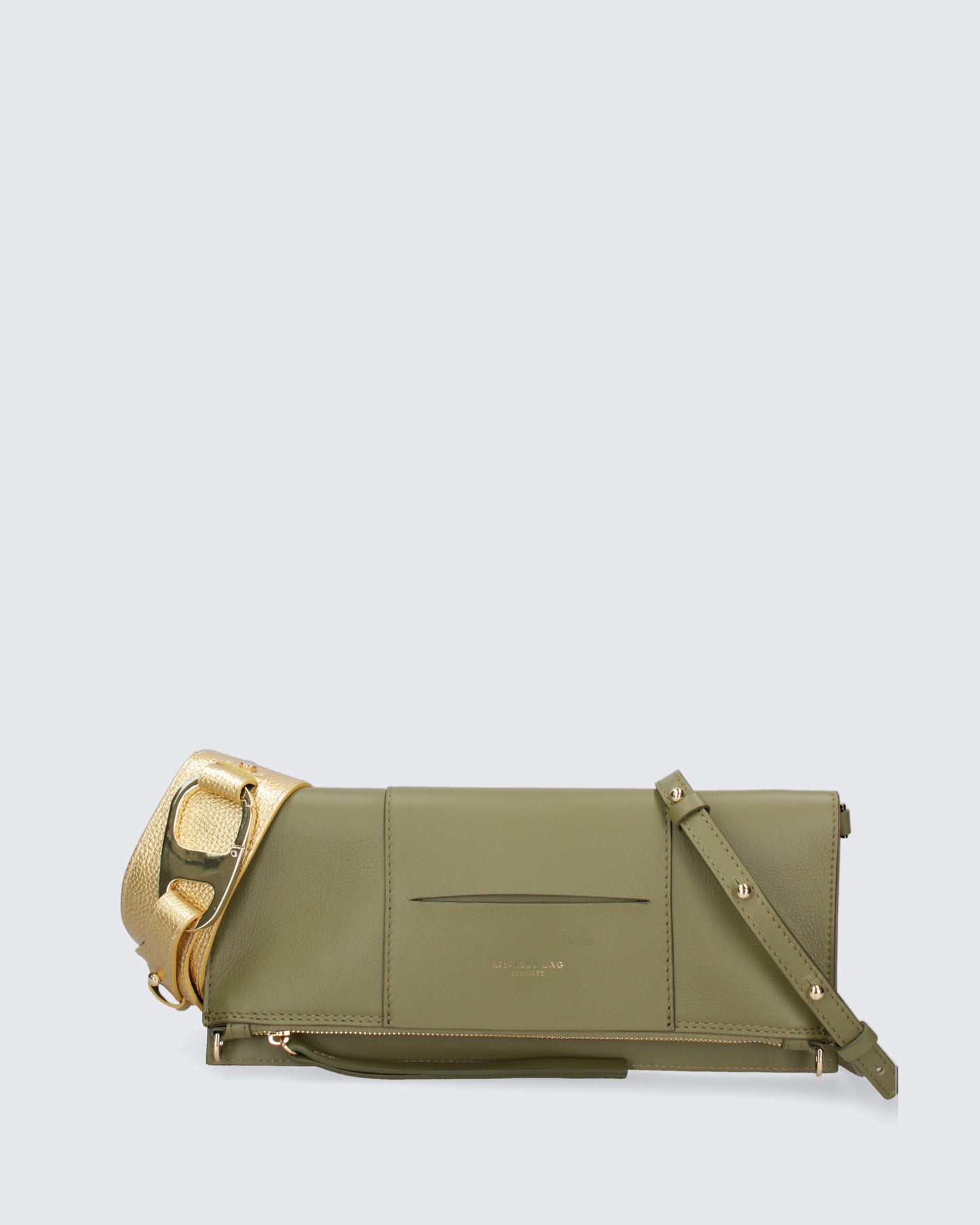 LEATHER POUCH IN GREEN