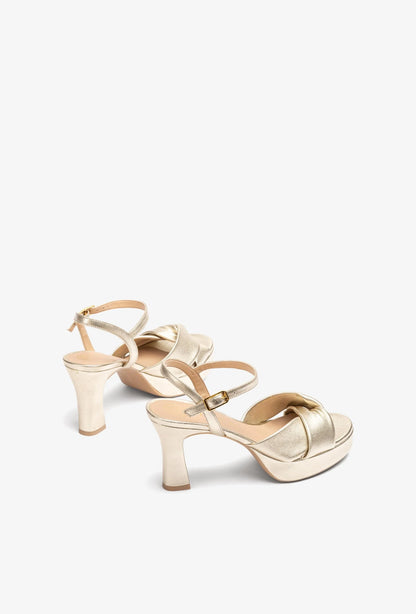Onoa Sandal – Platino