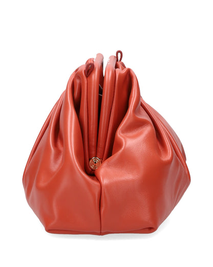 LEATHER CLUTCH IN RED