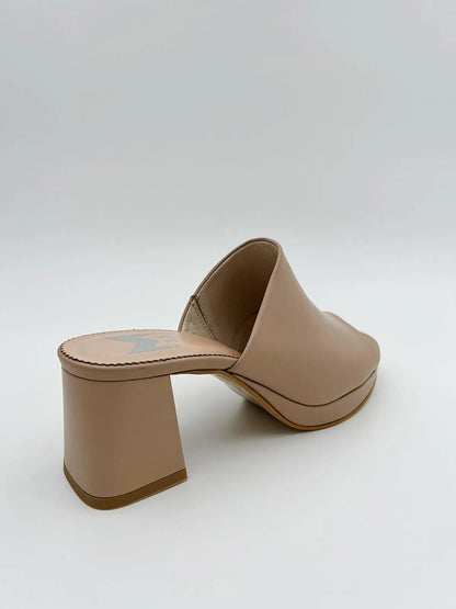 BLOCK HEEL BEIGE MULE-Mules-MAGA MILANO- Pointure.AE
