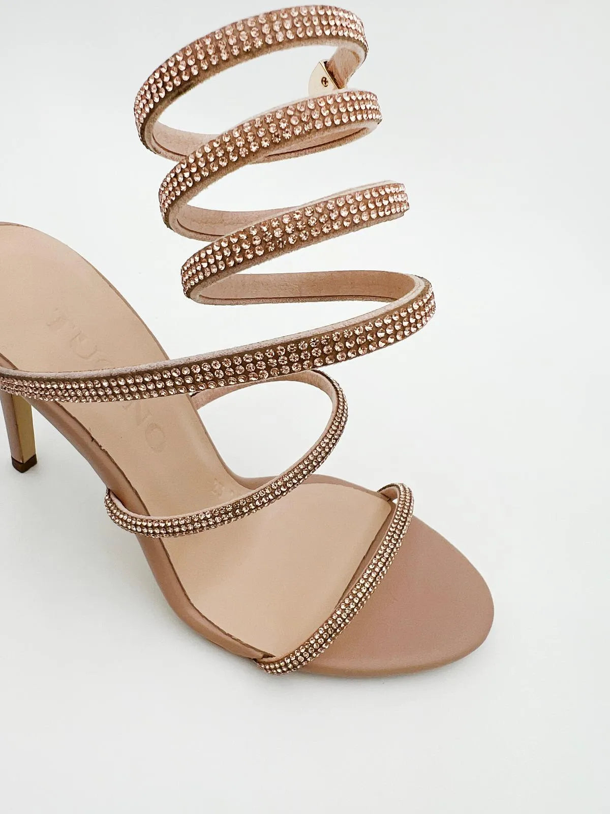 EMBELLISHED SANDALS IN NUDE-Sandals-TUCINO- Pointure.AE