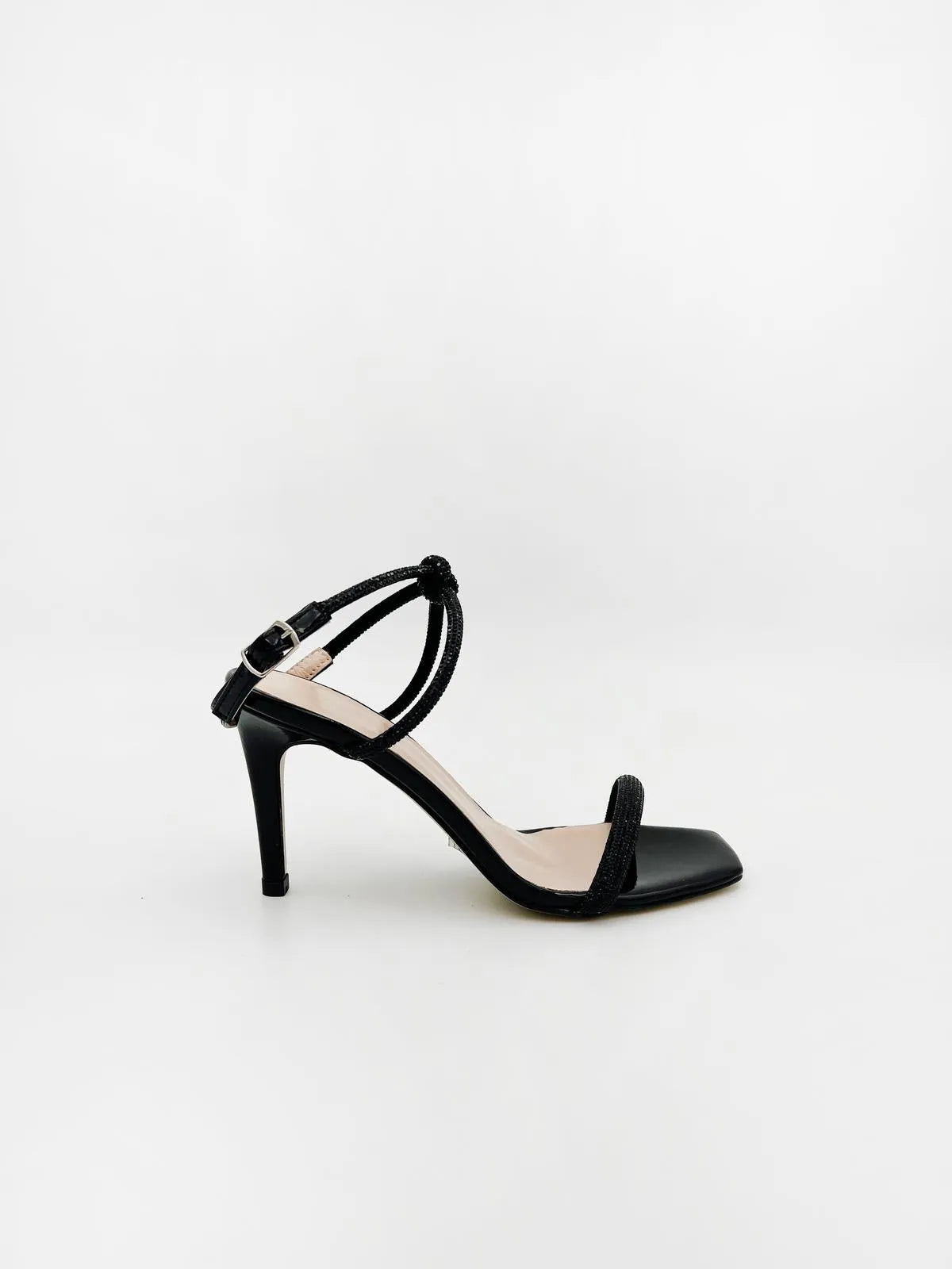 KNOTTED SANDALS IN BLACK-Sandals-TUCINO- Pointure.AE