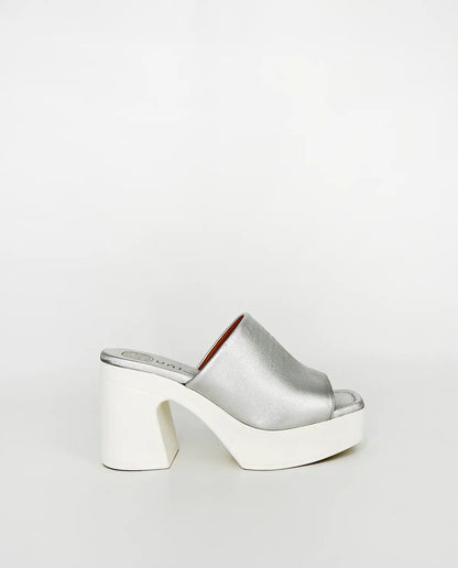 LAMINATED SILVER SLIP ON MULE-Mules-UNISA- Pointure.AE