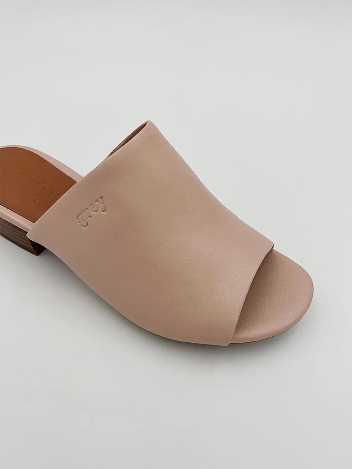 LOW HEELED MULE IN BLUSH PINK-Mules-GREY- Pointure.AE