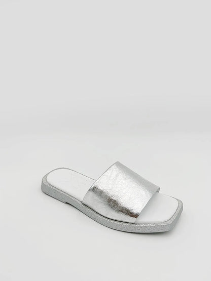 METALLIC EFFECT SLIPPER IN SILVER-Slippers-MAGA MILANO- Pointure.AE
