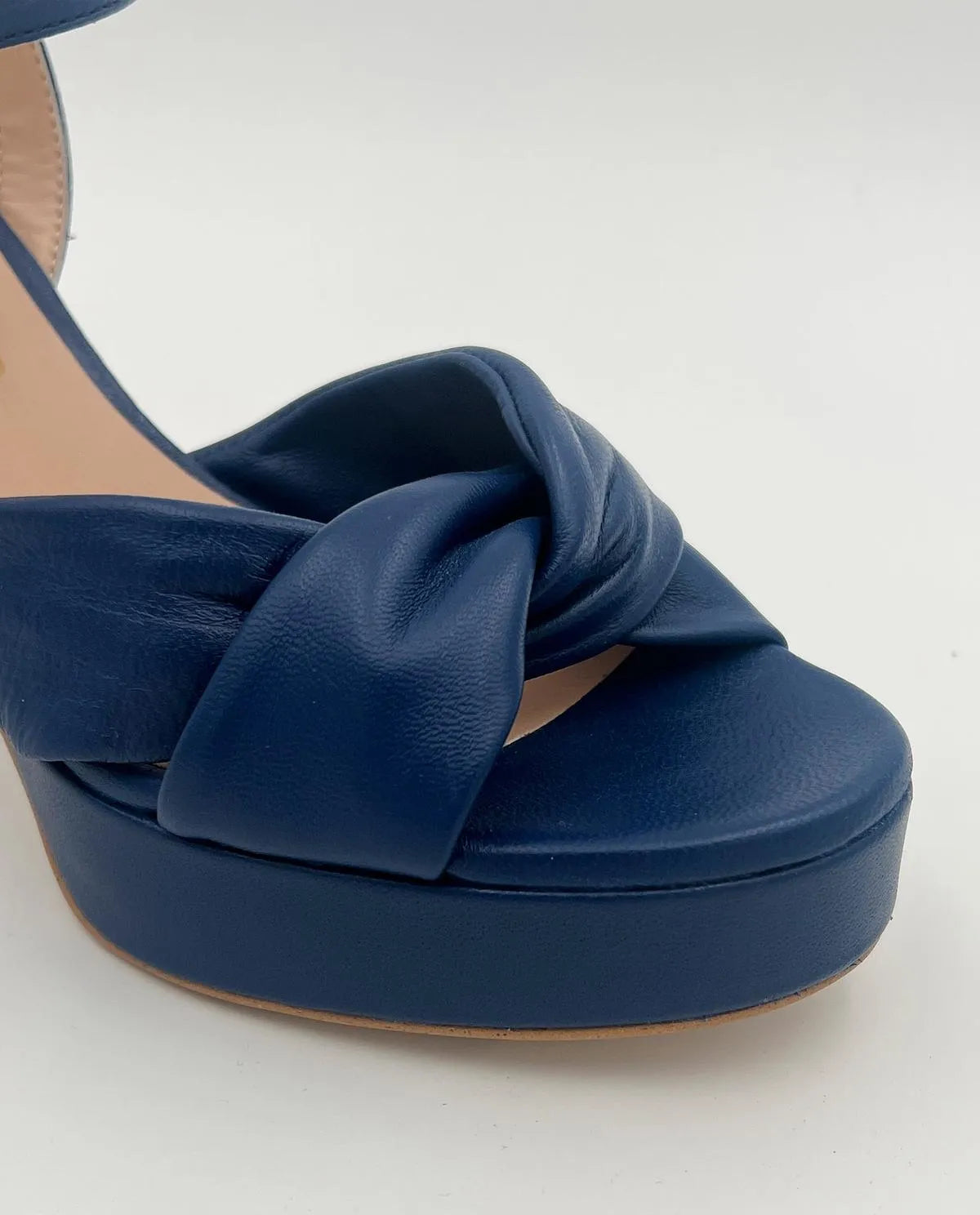 SANDAL WITH WIDE CROSSOVER STRAPS-Sandals-UNISA- Pointure.AE