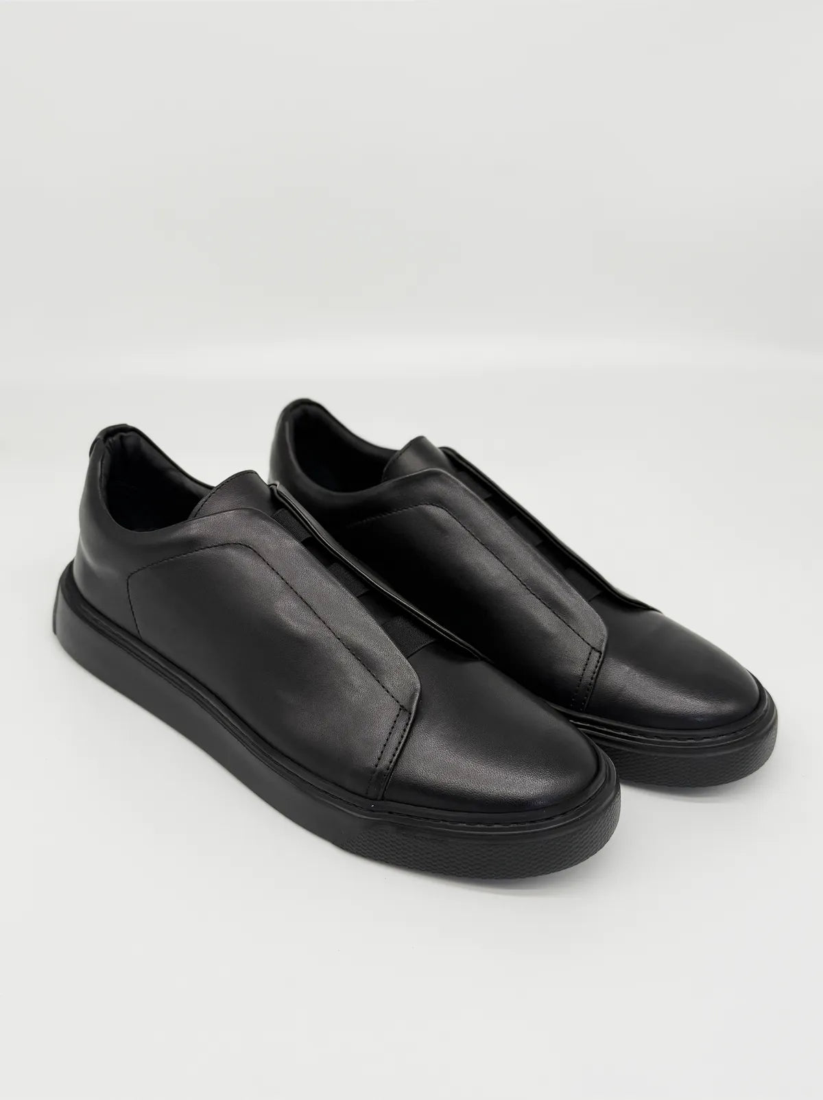 SLIP ON IN BLACK-Sneakers-BELTRAMI OSVALDO- Pointure.AE